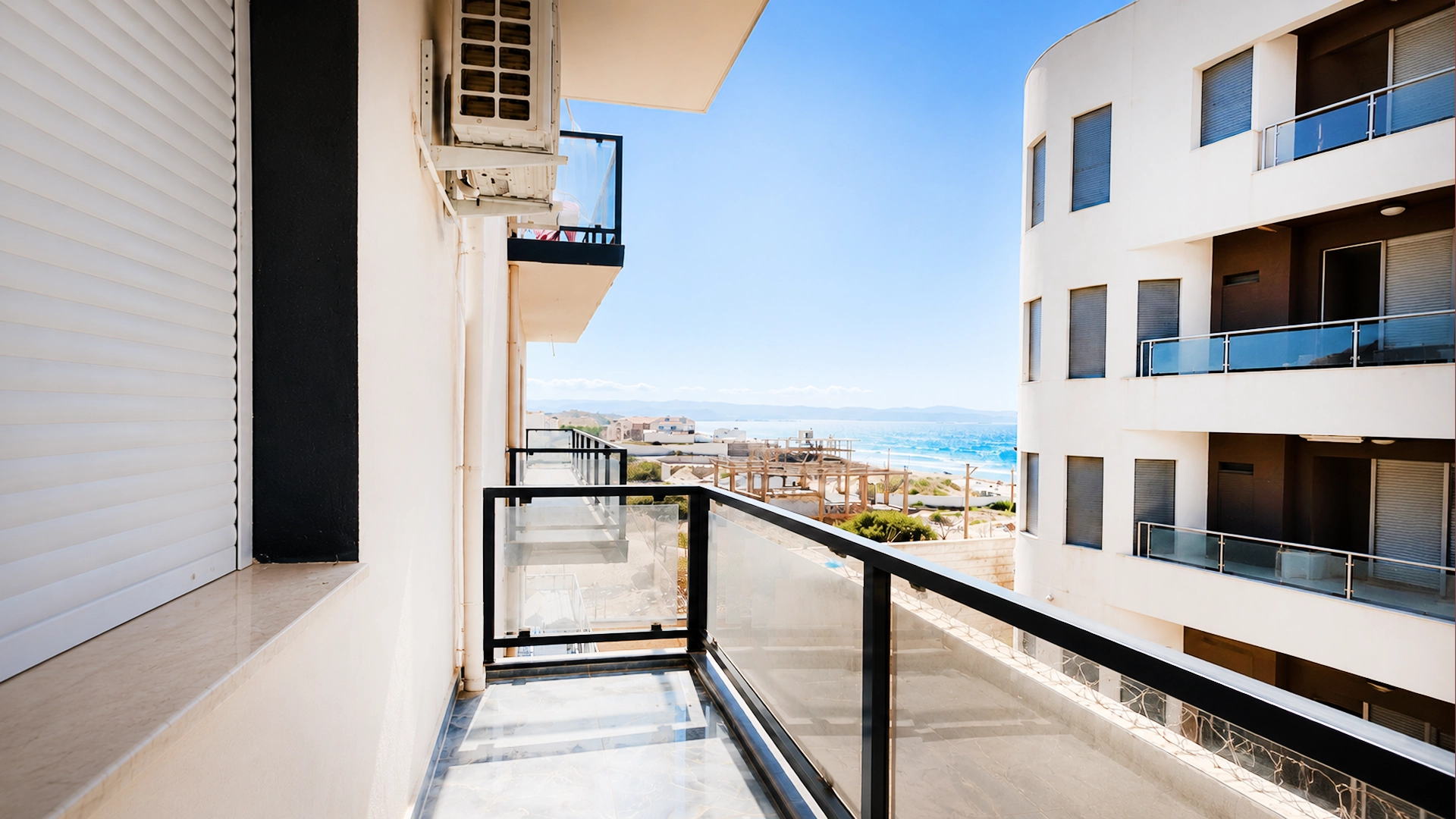 Superbe F3 moderne avec vue mer – Skikda